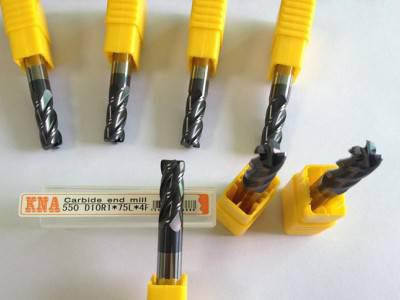 特价进口  钨钢圆鼻铣刀     D10R1*75L*4F图3