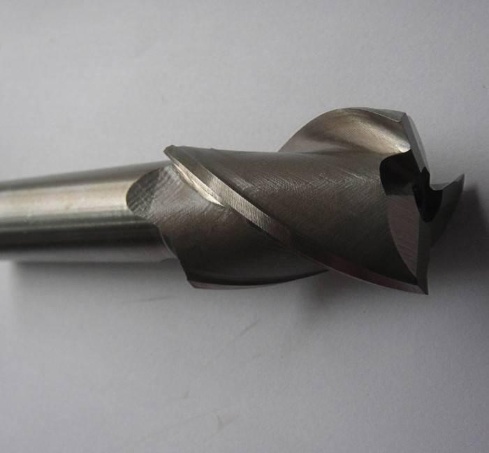 普通国标三刃白钢立铣刀32~40(高速钢）       加工精度高