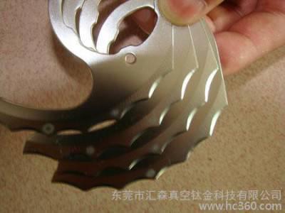 供应刀具镀钛五金刀具镀钛，刀具PVD加工，铣刀镀钛,丝攻镀钛图1