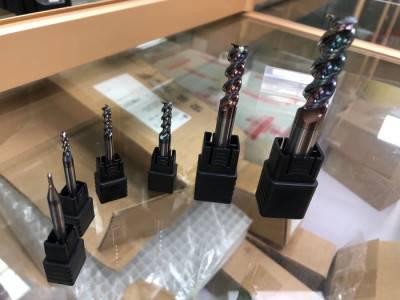 台湾代工高效率钨钢铝用铣刀 七彩复合涂层非标定制硬质合金铣刀高效高光铝用铣刀图3