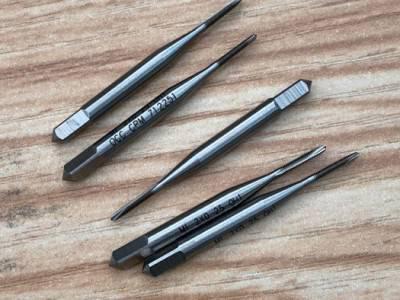 先端丝锥进口含钴高速钢小径切削丝攻机用丝锥手机眼镜手表专用丝锥益泽切削工具**图3