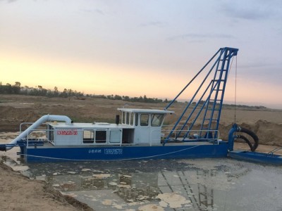 永胜疏浚YS-82 专业射流船厂家 射流船加装液压铰刀 300立方射流船制造商图1