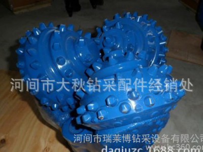 12 1/4" 镶齿三牙轮钻头 牙轮钻头 扩孔钻头图3