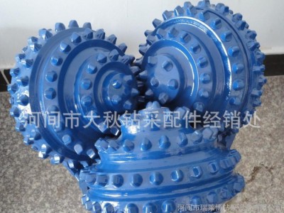 12 1/4" 镶齿三牙轮钻头 牙轮钻头 扩孔钻头图1