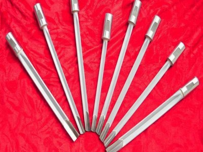 鑫德隆 枪钻深孔钻，刀头涂层提高刀具使用寿命。 delong枪钻深孔钻图2