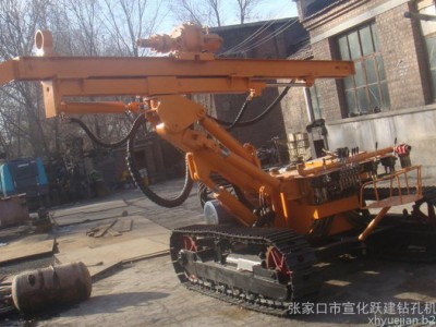 **各类公路护栏孔钻机、各类公路打桩机、各型号小型锚固钻机、各类井下深孔钻机、各类跟管钻机、欢迎来电咨询！图1