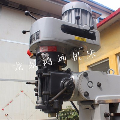鸿坤机床生产全新ZX6325W 炮塔铣床 高精度稳定性能好台湾丰堡铣头 自动走刀数显铣床图3