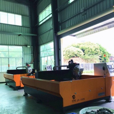 极优数控JY-1310 钻攻中心 CNC钻攻机 数控加工中心带刀库钻攻中心两用机 LED灯箱体加工设备图2