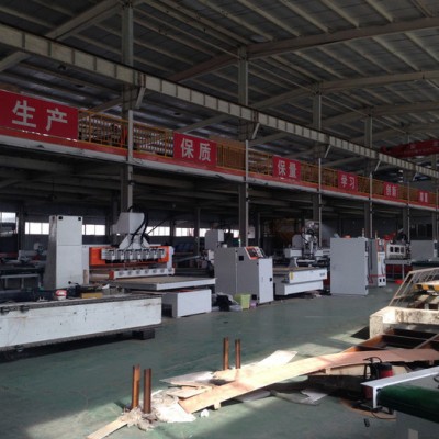 圆盘8刀库换刀1325板式木工加工中心 门板加工雕刻机图7