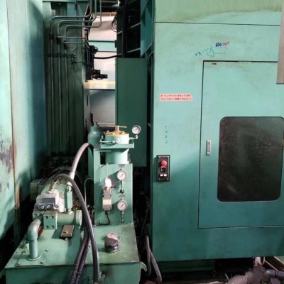 二手4米龙门加工中心MPE-2140 ，日本东芝产，台面1800X4000 带刀库图5