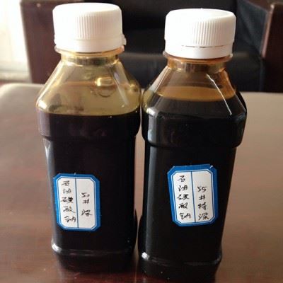 直销**国标【 50# 55#石油磺酸钠 】防锈剂 T702图1