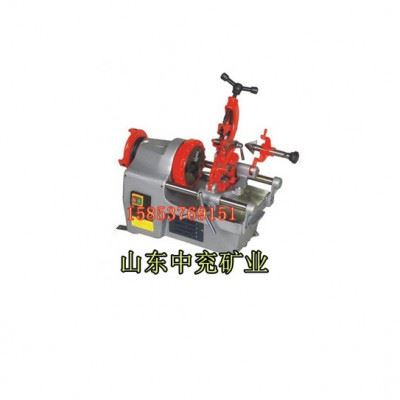 顺牌3寸80型套丝机检查油箱内是否有足够的切削油，如需加油可通过油盘加入。起动本机后，板牙头应有切削油流出图2