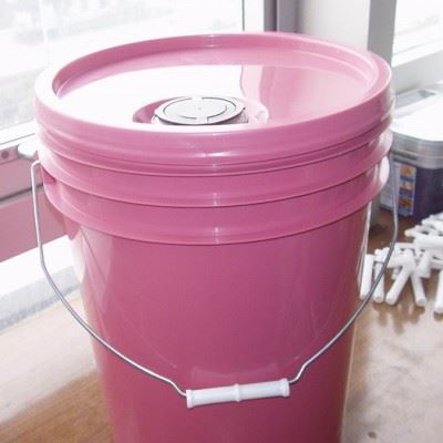 西亚硬膜防锈油　７４-２硬膜防锈油　金黄色硬膜防锈油　干膜防锈油图3