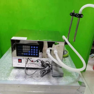清洗剂定量分装机 精油香水液体灌装机 酒精灌装机 双头厂家图3