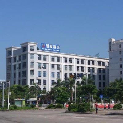 激光焊机配件 模具焊机厂家 通发激光TFL-200III激光模具焊接机 适用于中小型各类模具激光修复图3