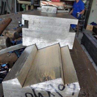 数控剪板机折弯机模具  特殊成型折弯机模具  模具图纸加工图1