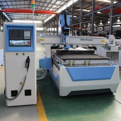 山东胜雕数控 SD-1325HD 圆盘换刀加工中心 全自动开料机 全屋定制设备 橱柜开料机 开料机 雕刻机 生产高效图2