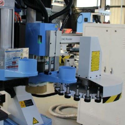 山东胜雕数控 SD-1325HD 圆盘换刀加工中心 板式家具生产线 开料机 雕刻机 双工位开料机 生产高效 方便快捷图3