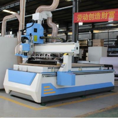 济南胜雕数控 开料机 雕刻机 直排换刀加工中心 木工开料机 家具开料机 学生橱柜开料机 板式家具开料机图1