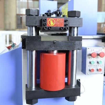 济南德商 母线加工机 多功能铜排加工机 德商303ESK-K  数控母线加工机折弯机图5