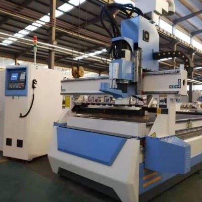 山东胜雕数控 SD-1325HD-P 直排换刀加工中心 板式家具生产线 开料机 雕刻机 数控开料机 全新设备 工厂直发图4