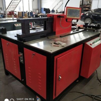 德商303E 铜排折弯机  数控母线加工机厂家图3