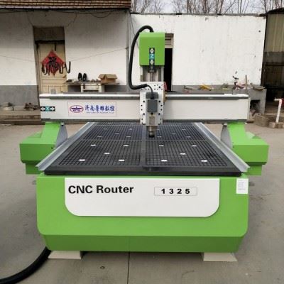 鲁雕 1325四工序数控开料机 三工序 二工序 单工序 多工序 排式换刀加工中心 木工数控雕刻机图1