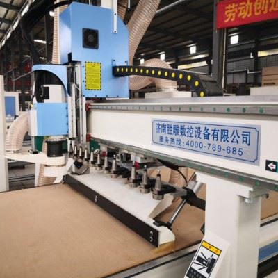 胜雕数控 厂家直发 数控开料机 直排换刀加工中心图3
