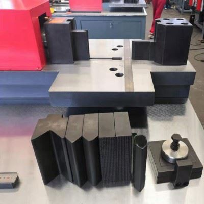 德商303ESK-2液压数控母线加工机   数控铜排加工机**图3