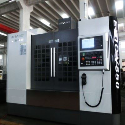 友泰VMC850加工中心  台湾丝杠线轨轴承新代加工中心  小型加工中心 数控加工中心机床图2
