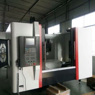 友泰VMC850加工中心  台湾丝杠线轨轴承新代加工中心  小型加工中心 数控加工中心机床图1