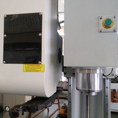 无锡 明美数控 JGZX3-CNC-6000铝型材数控加工中心 数控加工中心 型材钻铣加工中心 铝型材数控钻铣床图2
