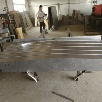 卧式加工中心钢板防护罩 防水防尘导轨钣金防尘罩 机床导轨不锈钢拖板 欢迎来电咨询图5