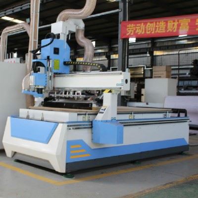 板式家具生产线 山东胜雕数控 开料机 雕刻机 全新换刀加工中心 木工开料机 橱柜开料机 衣柜开料机 置物架开料机图3