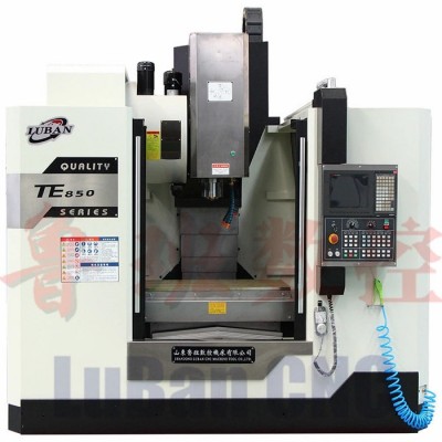 VMC850立式加工中心 新代21系统 7.5kw电机 台湾丹铨8000rpm主轴图1