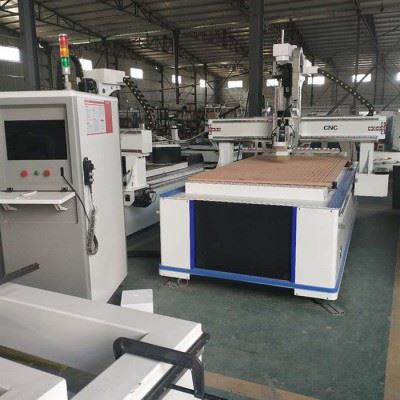 **直排换刀加工中心 多功能直排换刀加工中心 越隆 品**良图6
