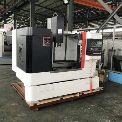 友泰VMC550加工中心  加工中心  龙门加工中心   数控加工中心铣床图2