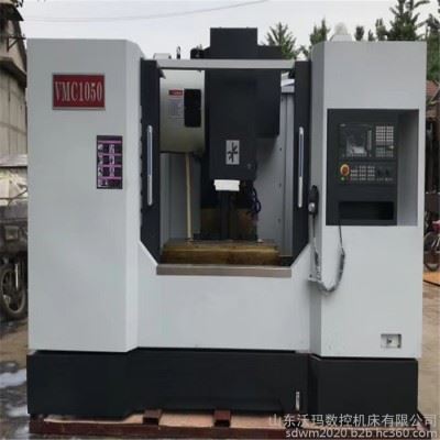 加工中心VMC1050立式加工中心三轴线轨加工中心两线一硬加工中心图1