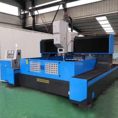 FULT-2020重型数控钻铣加工中心 大行程cnc加工中心制造厂图2