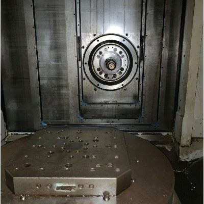 低价处理二手{日本牧野makino双工位300卧式加工中心J55} 二手加工中心图4