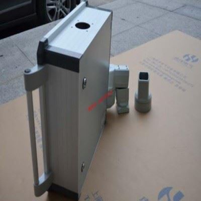 沧州宏泰机床定制悬臂操作箱  摇臂控制箱  吊臂箱   数控机床触摸屏悬臂操作箱十七寸铝合金吊臂箱。图2