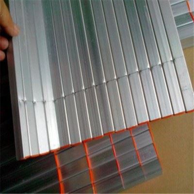 厂家直供数控机床铝帘防护罩 一字形伸缩式铝帘防尘罩图1