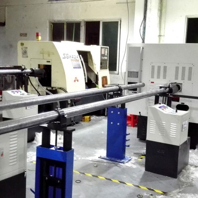 液压式送料机 数控机床加工厂提高80%高效率的车床送料机